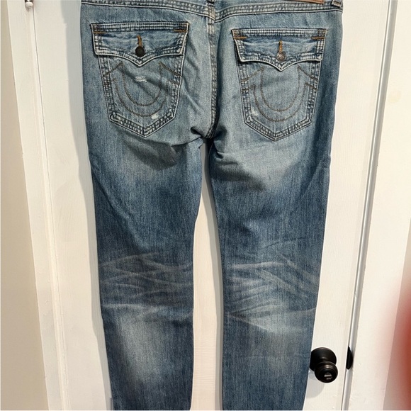True Religion Men's Vintage Blue Relaxed Slim Jeans - Picture 3 of 6